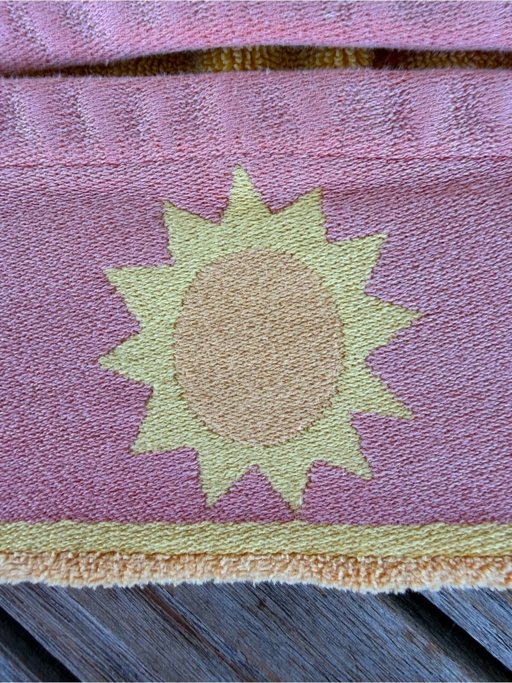 Kirkland Egyptian Cotton Oversized Beach Pool Towel Blazing Suns Stripes 36x66